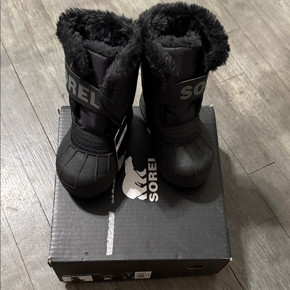 Sorel Black Fur-Lined Boots